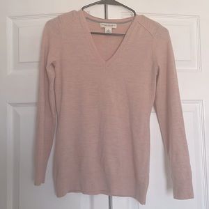 Beautiful merino wool Banana Republic v-neck
